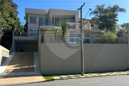 Casa à venda com 6 quartos, sendo 4 suítes,  no condomínio Estância Marambaia, Vinhedo - SP