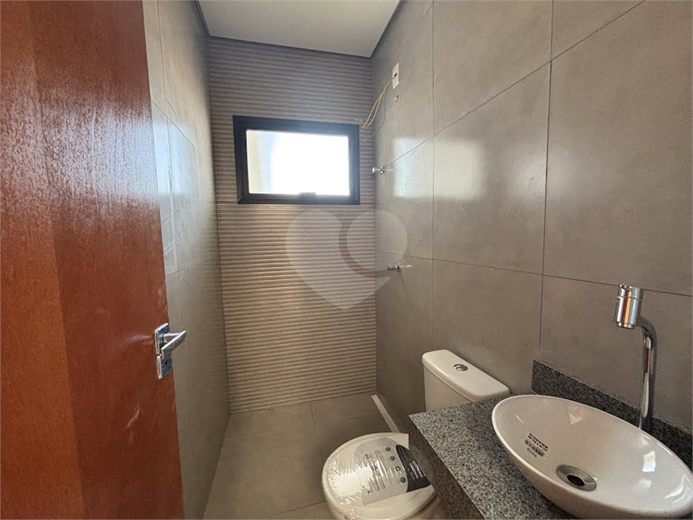 Casa de Vila à venda com 2 suítes em Jardim Novo Horizonte, Sorocaba, SP