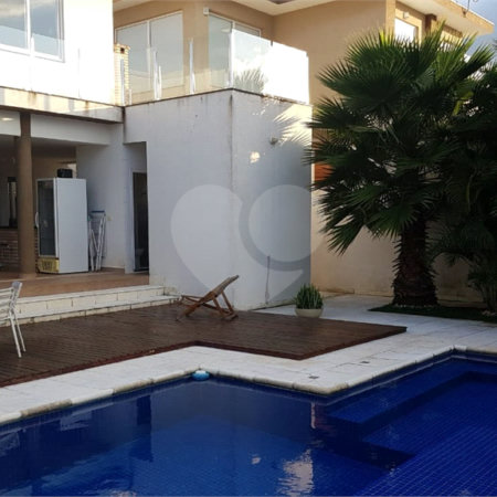 Casa à venda com 5 suítes no condomínio Vale do Sol, Bom Jesus dos Perdões - SP