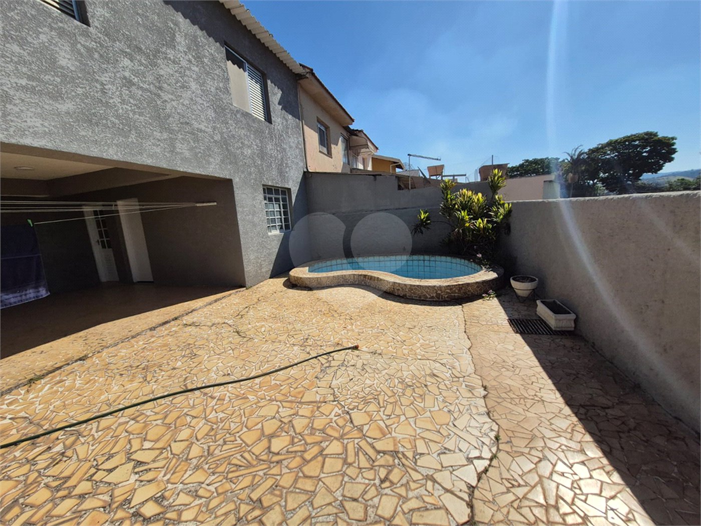 Casa à venda com 3 quartos, sendo 1 suíte, em Vila Salles, Atibaia, SP