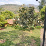 Casa à venda com 5 quartos, sendo 2 suítes, no condomínio Cinco Lagos Portaria II, Mairiporã - SP