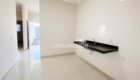 Casa à venda com 2 quartos em Jardim dos Ipes, Três Lagoas, MS