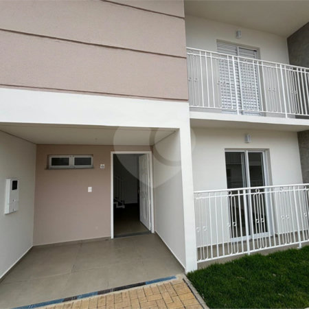 Casa à venda ou para alugar com 3 quartos, sendo 1 suíte,  no condomínio Residencial Villa Flora, Votorantim - SP