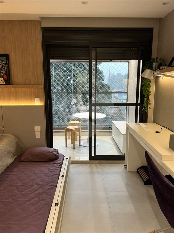 Apartamento à venda ou para alugar com 1 quarto em Pinheiros, São Paulo, SP