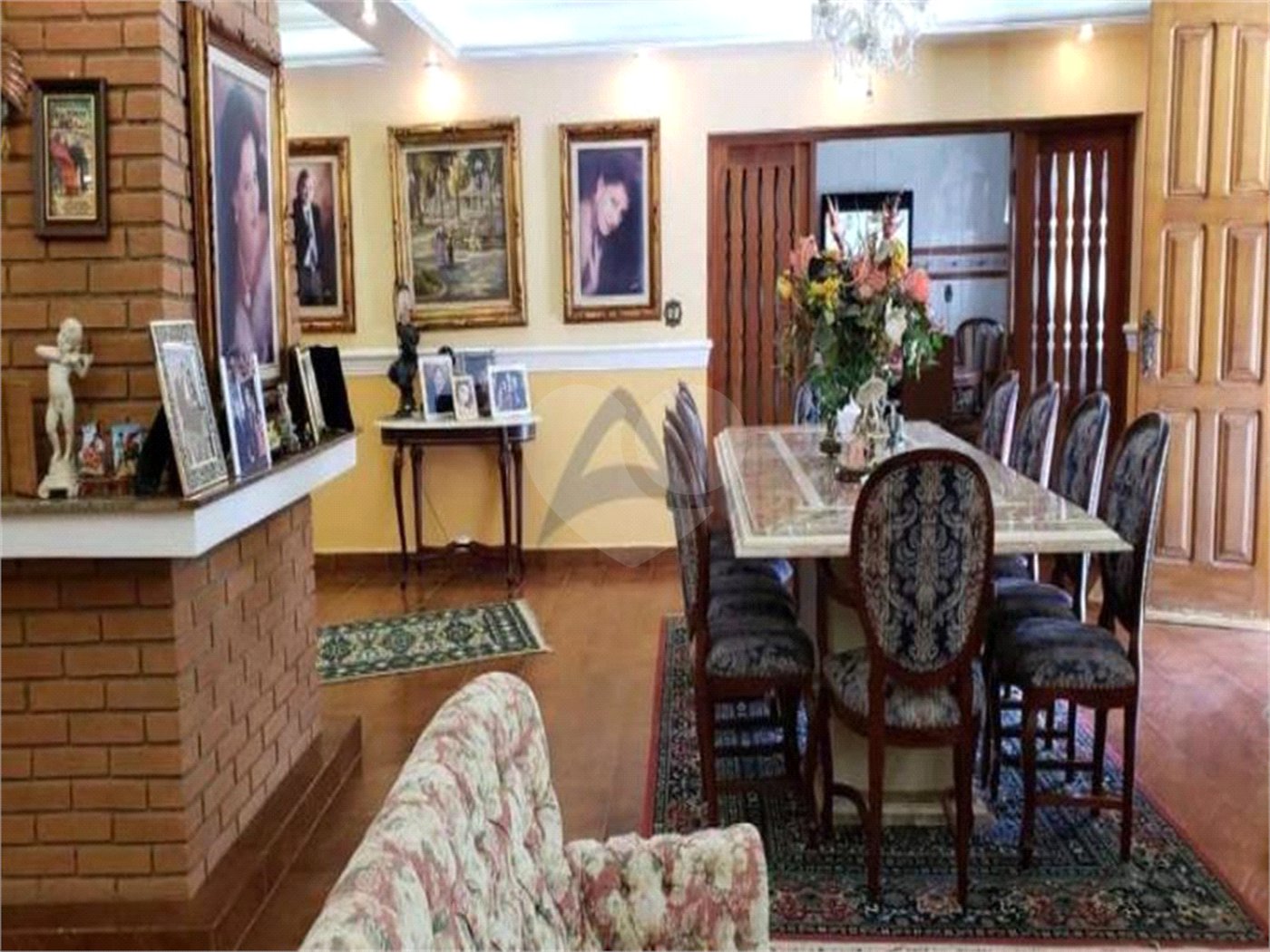 Casa à venda com 4 suítes no condomínio Vale do Itamaraca, Valinhos - SP