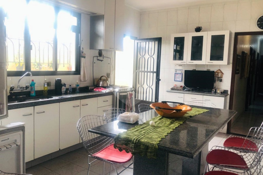 Casa Térrea à venda com 3 quartos, sendo 1 suíte, em Jardim Brasil (zona Norte), São Paulo, SP
