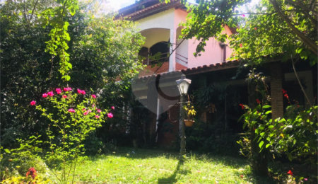 Sítio à venda com 9 quartos, sendo 4 suítes,  em Remédios, Mairiporã, SP