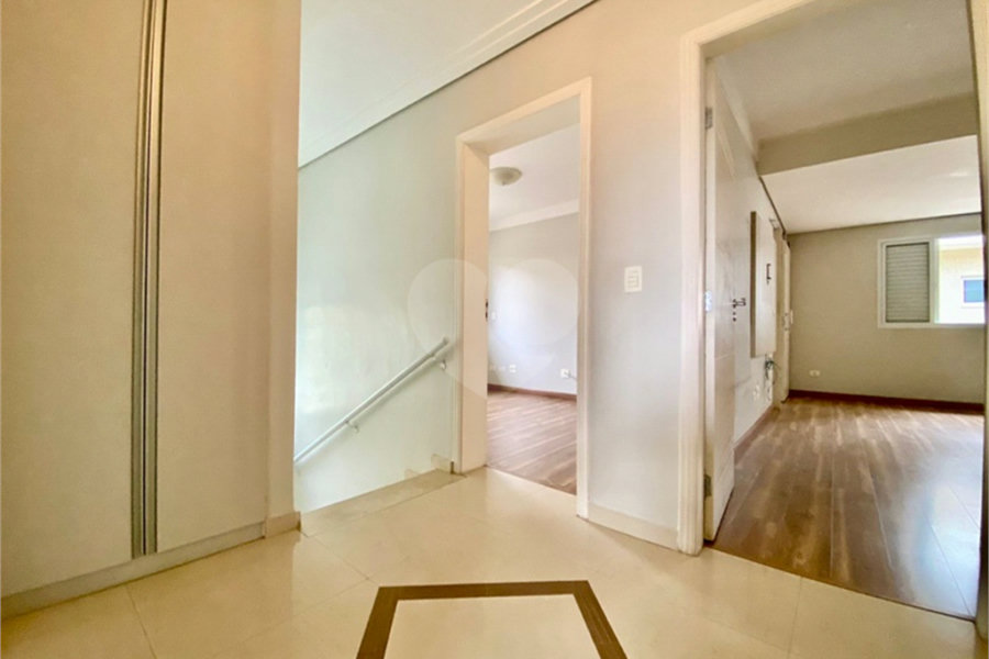 Sobrado à venda com 4 quartos, sendo 3 suítes, em Vila Ester (zona Norte), São Paulo, SP