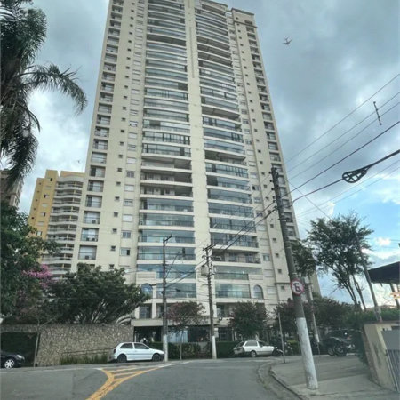 Apartamento à venda com 3 suítes em Vila Progredior, São Paulo, SP