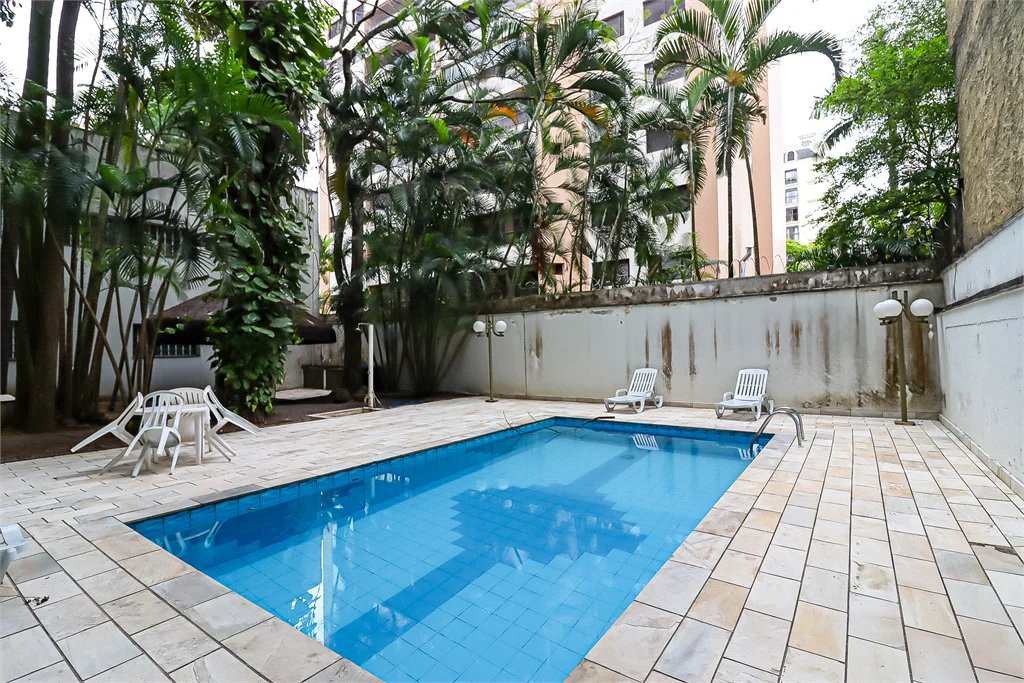 Apartamento à venda com 4 quartos, sendo 2 suítes, em Vila Morumbi, São Paulo, SP
