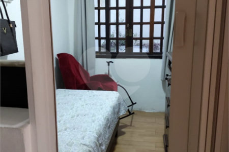 Sobrado à venda com 3 quartos, sendo 1 suíte,  em Jardim Camila, Mogi das Cruzes, SP