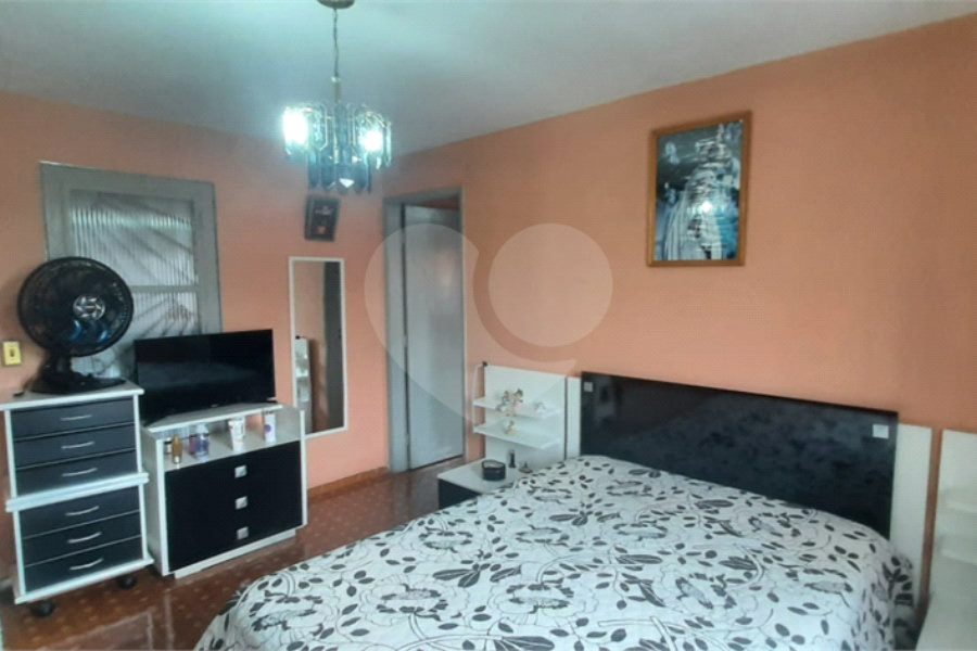 Sobrado à venda com 4 quartos, sendo 1 suíte, em Jardim Brasil (zona Norte), São Paulo, SP