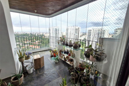 Cobertura à venda ou para alugar com 5 quartos, sendo 4 suítes,  em Jardim Marajoara, São Paulo, SP