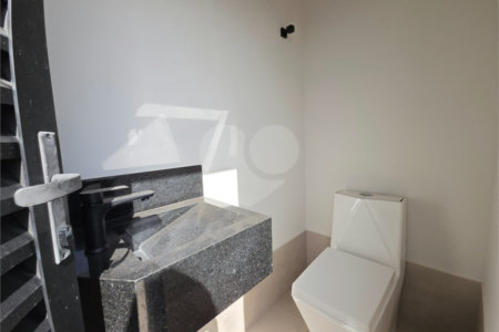 Casa à venda com 3 quartos, sendo 1 suíte, no condomínio Cerejeiras, Araçoiaba da Serra - SP
