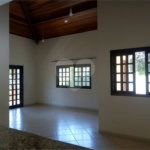 Casa em condomínio para alugar com 3 quartos, sendo 1 suíte, em Vila Petrópolis, Atibaia, SP