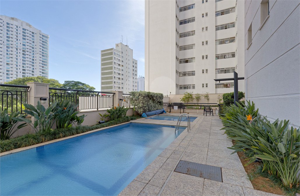 Apartamento à venda com 3 suítes em Alto da Boa Vista, São Paulo, SP