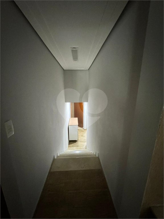 Casa à venda com 3 quartos, sendo 1 suíte, no condomínio Residencial Jardim das Flores 1510, Cotia - SP