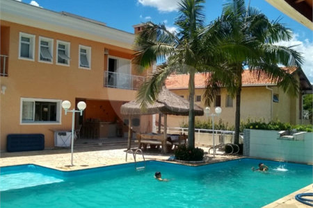 Casa à venda com 5 quartos, sendo 4 suítes,  no condomínio Parque Shambala, Atibaia - SP