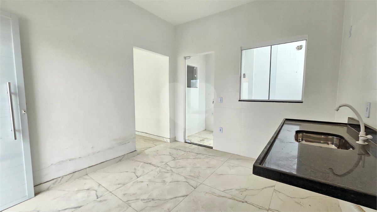 Casa à venda com 2 suítes no condomínio Loteamento Monte Libano, Rio de Janeiro - RJ