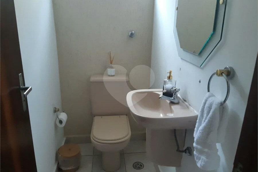 Sobrado à venda com 3 quartos, sendo 1 suíte, em Horto, São Paulo, SP
