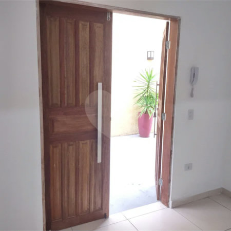 Apartamento à venda com 2 quartos em Reneville, Mairinque, SP