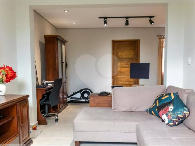 Casa de Vila à venda com 3 quartos, sendo 1 suíte,  em Vila Maria, São Paulo, SP