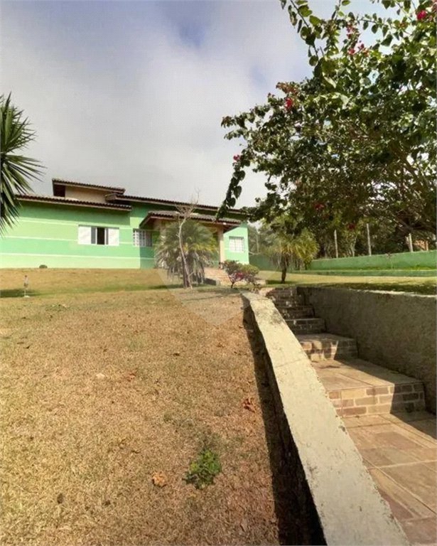 Casa em condomínio à venda com 3 quartos, sendo 2 suítes, no Centro, Bom Jesus dos Perdões, SP