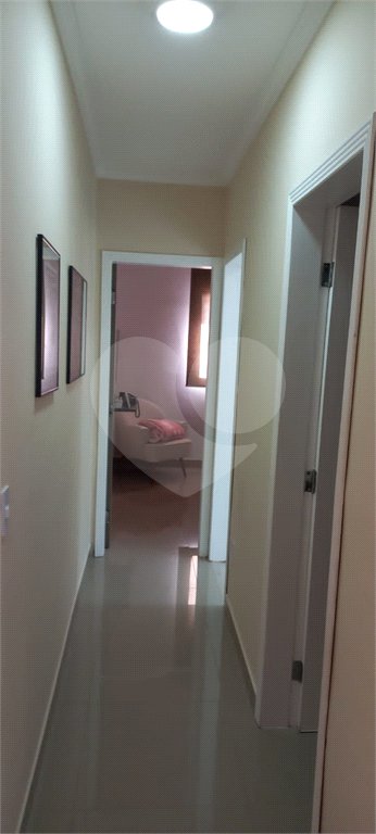Casa à venda com 3 quartos, sendo 1 suíte, no condomínio Sausalito, Mairiporã - SP