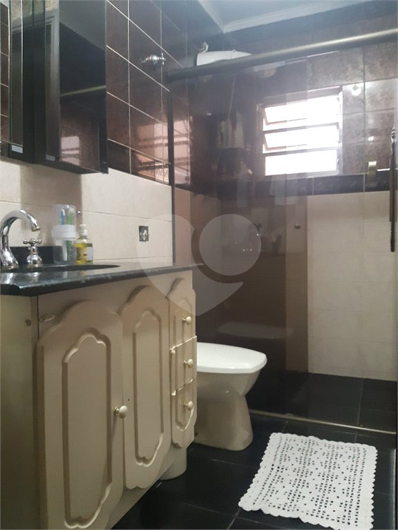 Sobrado à venda com 5 quartos, sendo 3 suítes, em Horto, São Paulo, SP