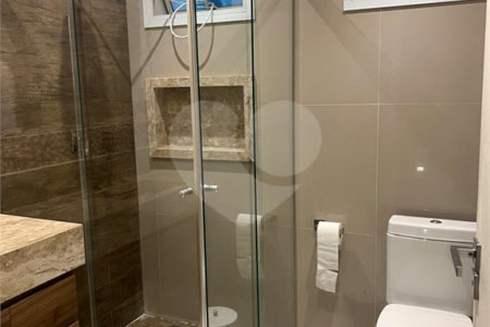 Sobrado à venda com 3 quartos, sendo 1 suíte, em Jardim Vazani, São Paulo, SP