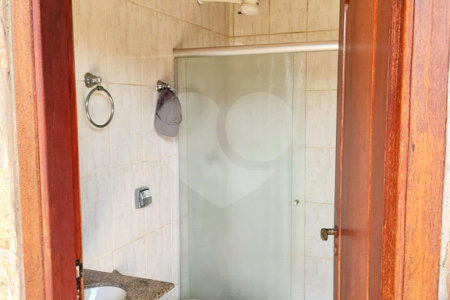 Casa à venda com 5 suítes no condomínio Estância Marambaia, Vinhedo - SP