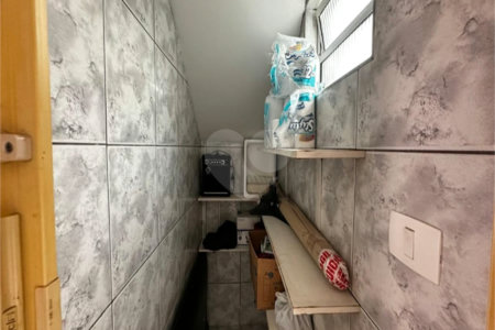 Sobrado à venda com 4 quartos, sendo 1 suíte, em Wanel Ville, Sorocaba, SP