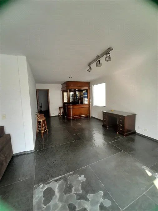 Casa para alugar com 3 quartos, sendo 1 suíte,  em Vila Sônia, São Paulo, SP