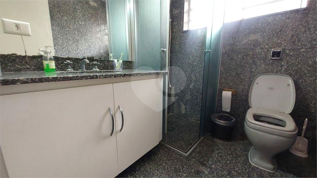 Casa à venda com 4 quartos, sendo 2 suítes,  em Vila Alexandria, São Paulo, SP