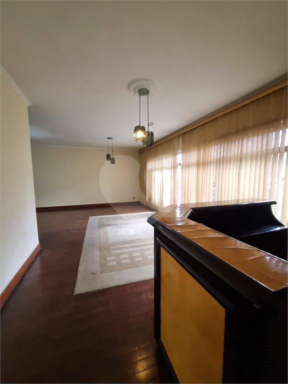 Casa à venda com 3 quartos, sendo 1 suíte,  em Jardim Leonor Mendes de Barros, São Paulo, SP