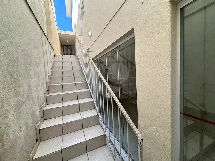 Sobrado à venda ou para alugar com 2 quartos em Vila Nova Cachoeirinha, São Paulo, SP