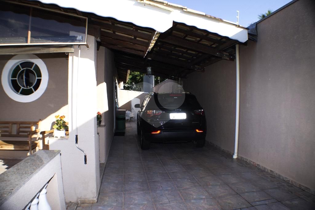 Casa Térrea à venda com 3 quartos, sendo 1 suíte, em Vila Gardênia, Atibaia, SP