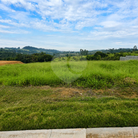 Terreno à venda no condomínio Valle dos Cervos 1, Araçoiaba da Serra - SP