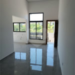 Casa à venda com 3 quartos, sendo 1 suíte, no condomínio Residencial Jardins da Catalunha, Atibaia - SP