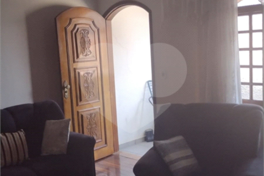 Casa à venda com 3 quartos, sendo 1 suíte, em Parque Edu Chaves, São Paulo, SP