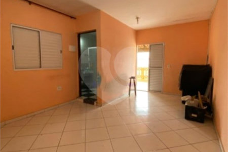 Sobrado à venda com 2 quartos, sendo 1 suíte, em Jardim Álamo, Guarulhos, SP