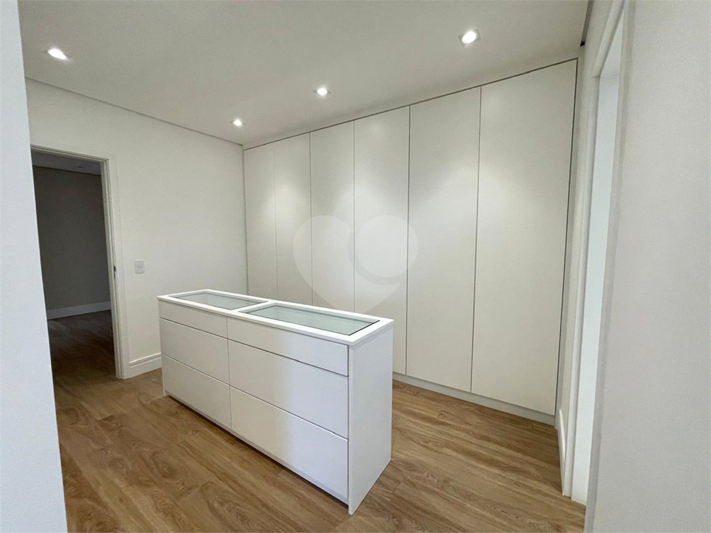 Apartamento à venda com 4 suítes em Alto da Boa Vista, São Paulo, SP