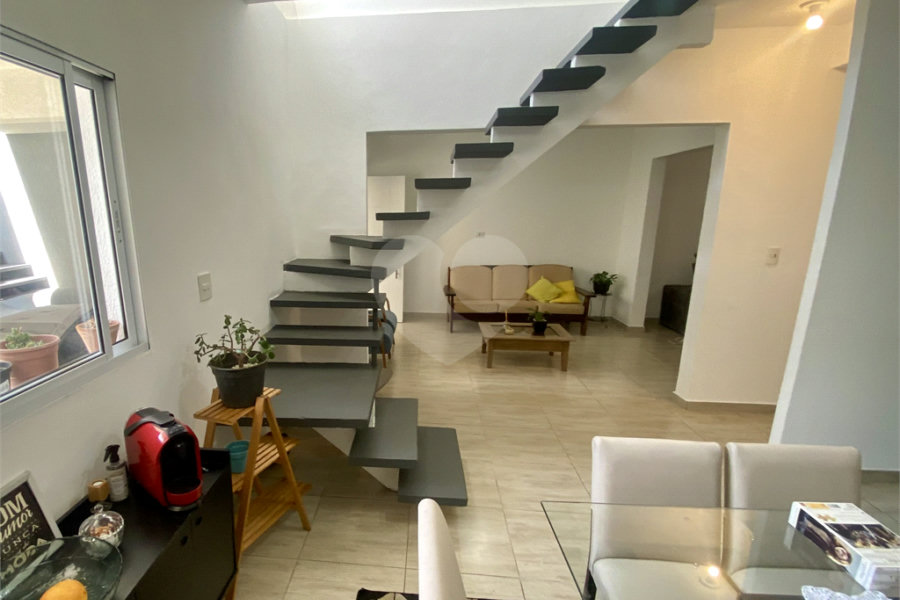 Sobrado à venda com 4 quartos, sendo 1 suíte, em Vila Medeiros, São Paulo, SP