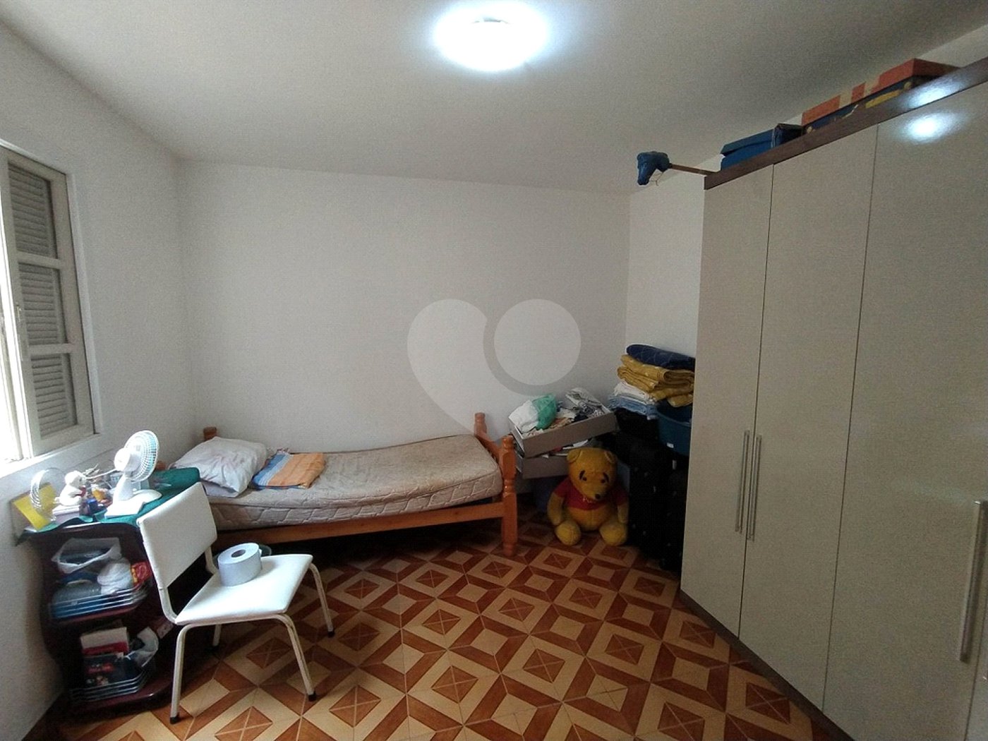 Casa à venda com 6 quartos, sendo 2 suítes, em Chora Menino, São Paulo, SP