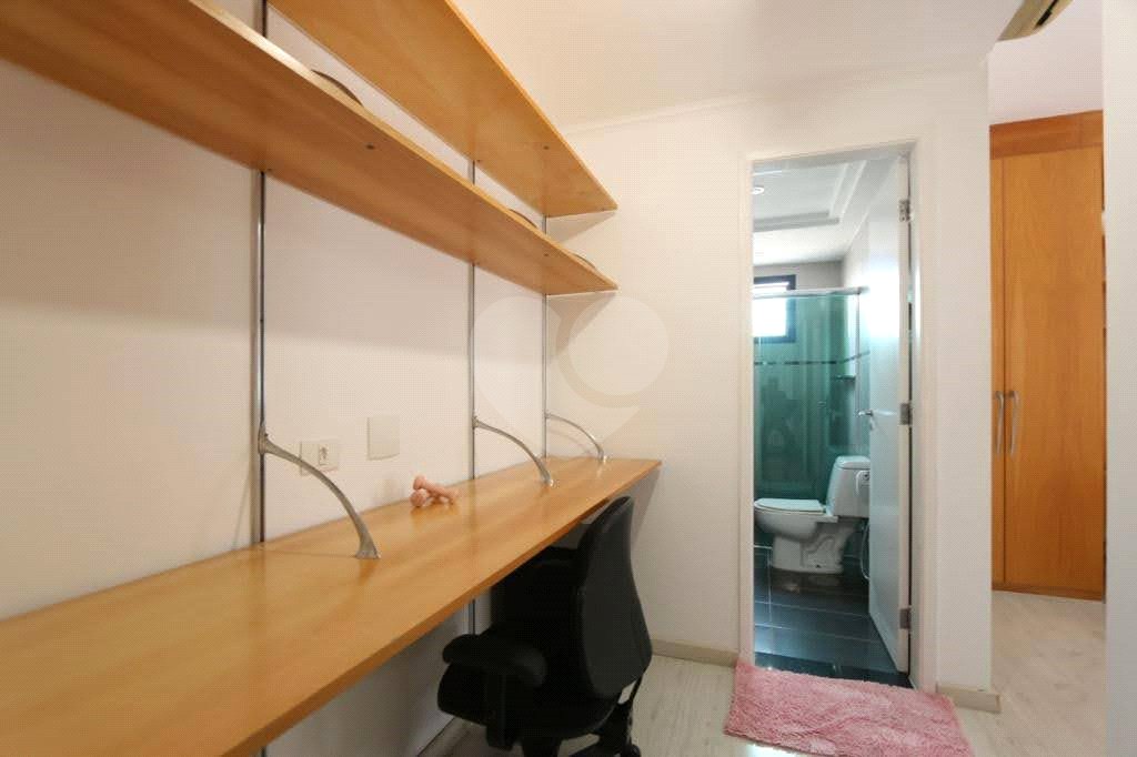 Apartamento à venda com 4 quartos, sendo 2 suítes,  em Vila Uberabinha, São Paulo, SP