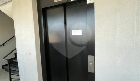 Casa à venda com 2 quartos no condomínio Residencial Calegari, São Paulo - SP