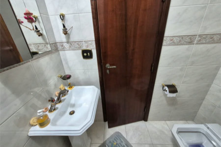 Sobrado à venda com 3 quartos, sendo 1 suíte, em Jardim Sarah, São Paulo, SP