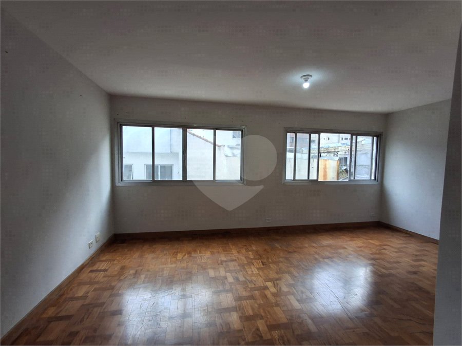 Apartamento à venda ou para alugar com 2 quartos, sendo 1 suíte,  em Indianópolis, São Paulo, SP