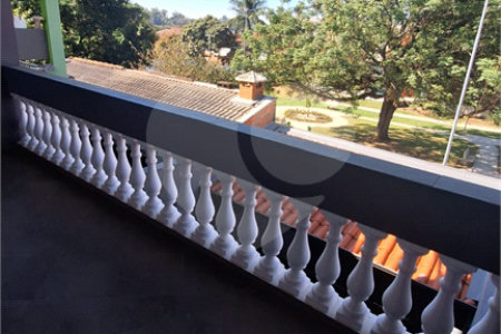 Sobrado à venda com 2 suítes em Jardim Itamaracá, Indaiatuba, SP