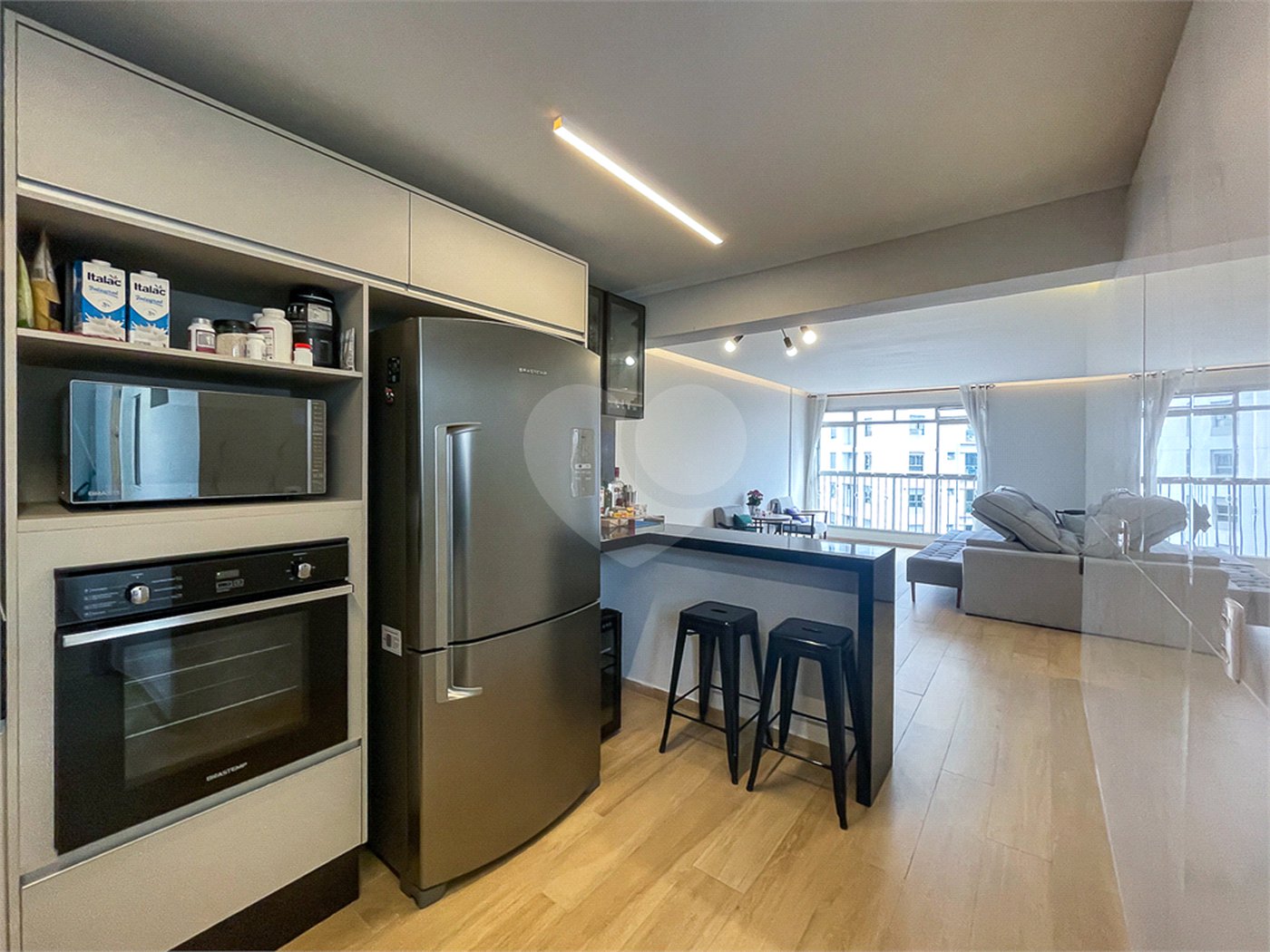 Apartamento à venda com 2 quartos, sendo 1 suíte, em Mirandópolis, São Paulo, SP